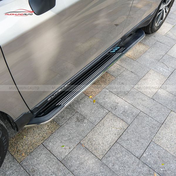 Bệ Bước Chân Subaru Outback 2018