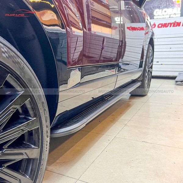 Bệ Bước Chân Hyundai Santafe 2025