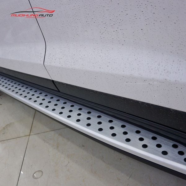 Bệ Bước Chân Hyundai Tucson 2022