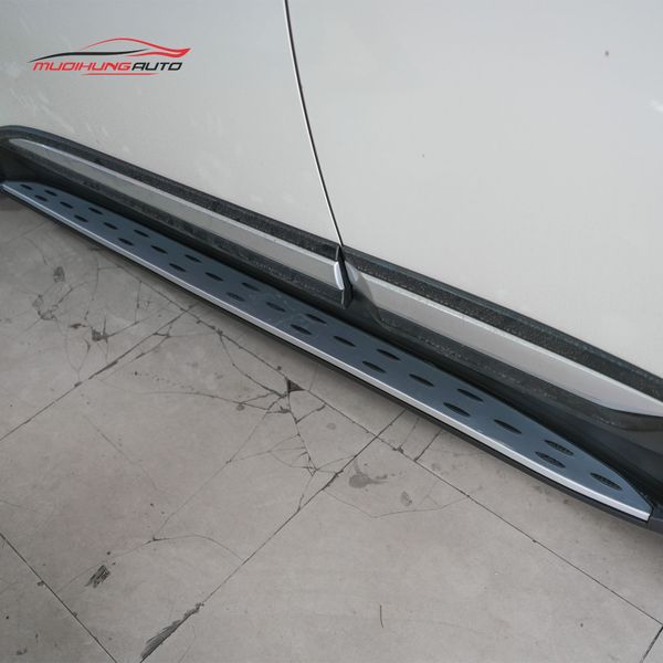 Bệ Bước Chân Mitsubishi Outlander