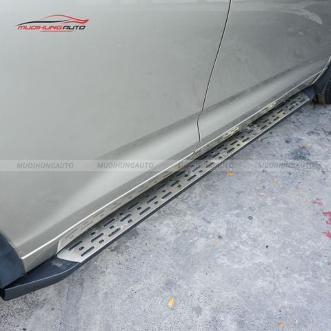 Bệ bước chân xe Toyota Highlander 2015+