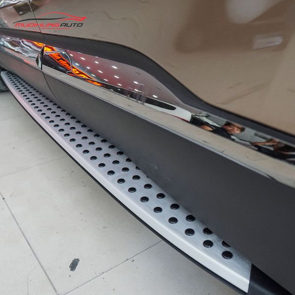 Bệ Bước Chân Hyundai Santafe 2019