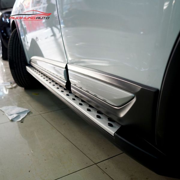 Bệ Bước Chân Mitsubishi Outlander