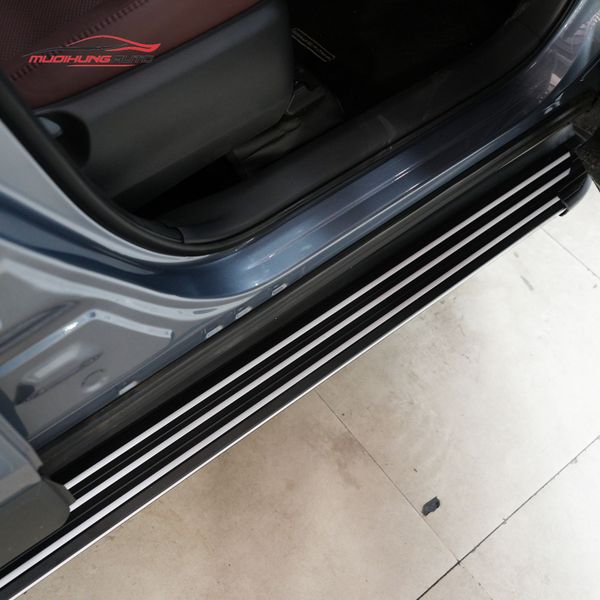 Bệ Bước Chân Toyota Corolla Cross