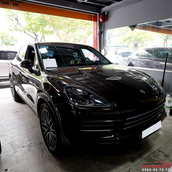 Porsche Cayenne Gắn Bệ Bước Điện Cao Cấp