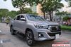 Bệ Bước Điện Thụt Thò Toyota Hilux 2019 Chính Hãng