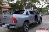 Bệ Bước Điện Thụt Thò Toyota Hilux 2019 Chính Hãng