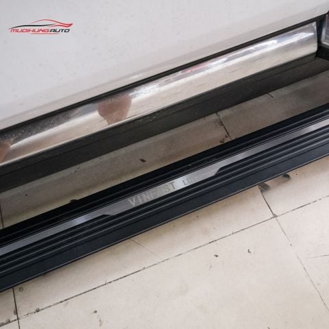 Bệ bước điện Vinfast LUX SA