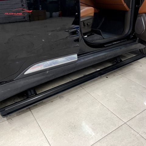 Bệ bước điện Vinfast President