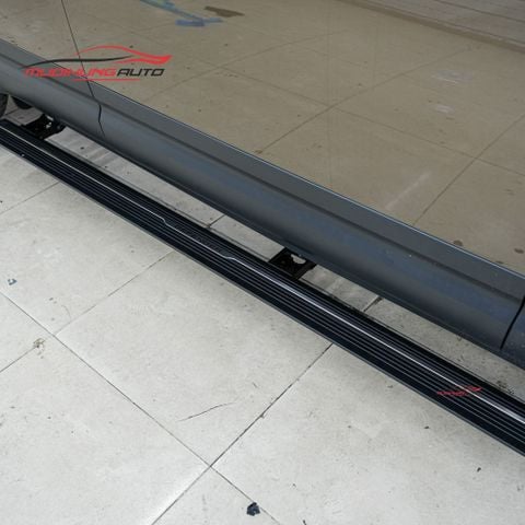 Bệ bước điện ô tô Defender