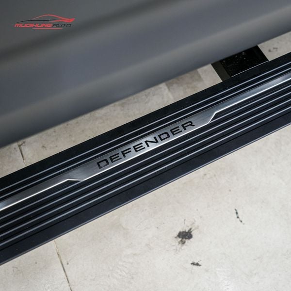 Bệ Bước Điện Land Rover Defender 2022