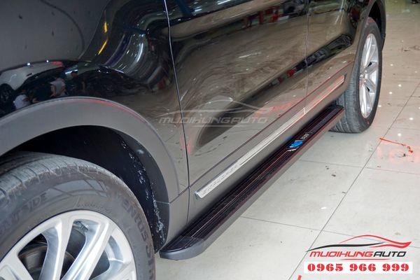 Bệ Bước Lên Xuống Zin Cho Xe Ford Explorer 2019