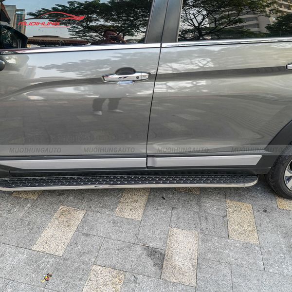 Bệ Bước Chân Mitsubishi Xpander Cross 2024