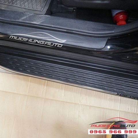 Bệ bước ngoài zin theo xe Toyota Highlander chính hãng