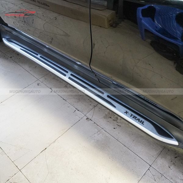 Bệ Bước Chân Nissan X-Trail 2017