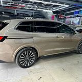 Bệ Bước Chân Volkswagen Viloran