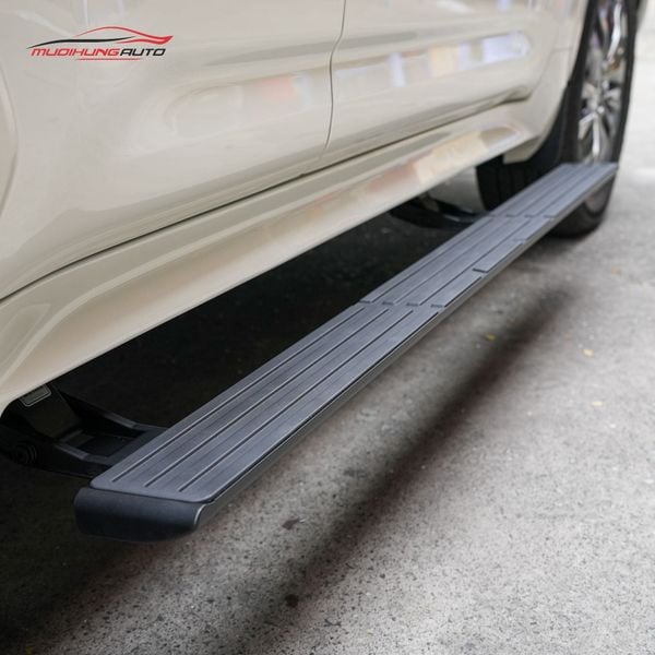 Bệ Bước Điện Toyota Land Cruiser LC300 2023