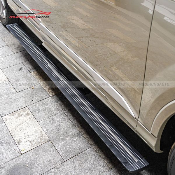 Bệ Bước Chân Audi Q7 2024