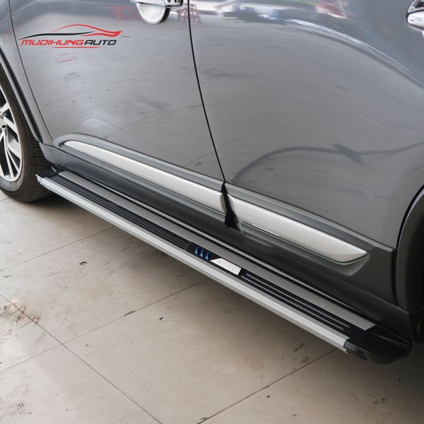 Bệ Bước Chân Mitsubishi Outlander 2020
