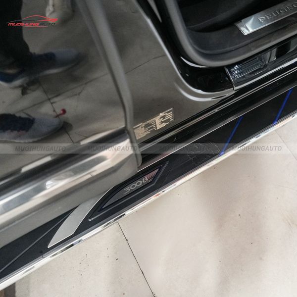 Bệ Bước Chân Peugeot 3008 2021