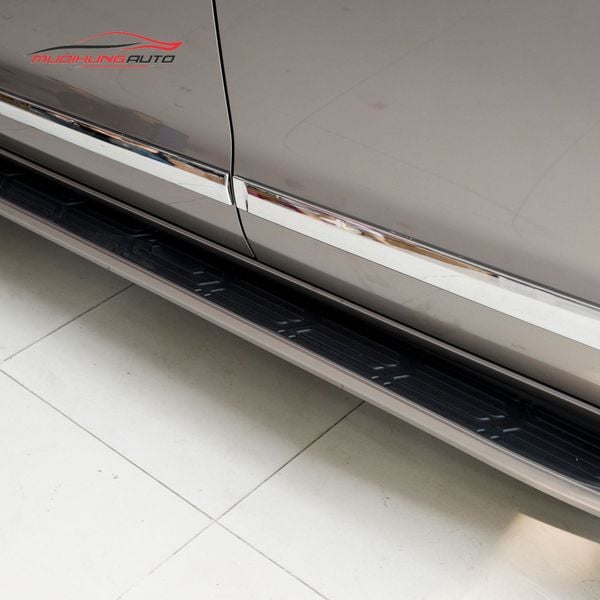 Bệ Bước Chân Toyota Innova 2007