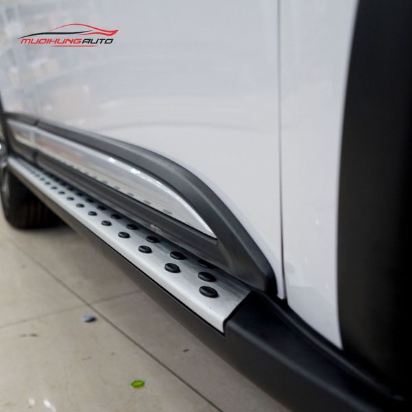 Bệ Bước Chân Mitsubishi Outlander 2020