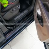 Bệ Bước Chân Volkswagen Viloran 2024
