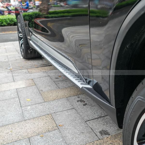 Bệ Bước Chân Vinfast LUX SA 2.0 2020