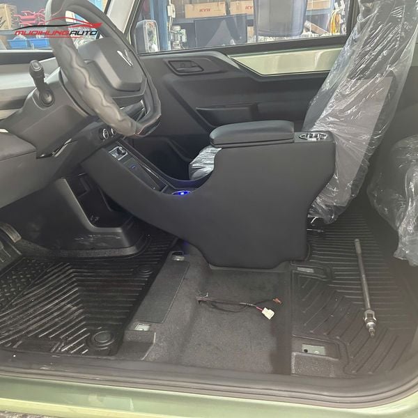Bệ Tỳ Tay Vinfast VF3