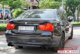 BMW 320I Trông Chất Hơn Với Đuôi Pô Akrapovic Đôi