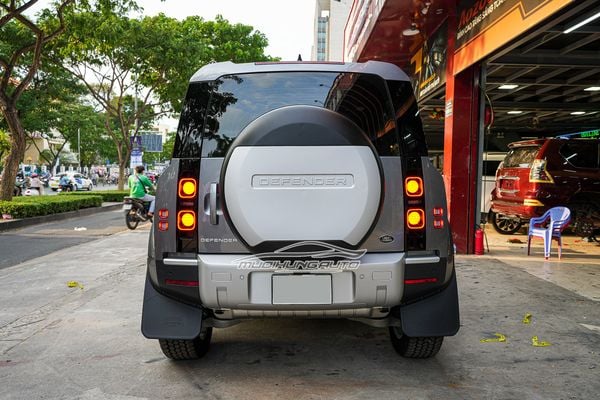 Bộ Chắn Bùn Cho Xe Land Rover Defender 2022 Cao Cấp Tại TPHCM