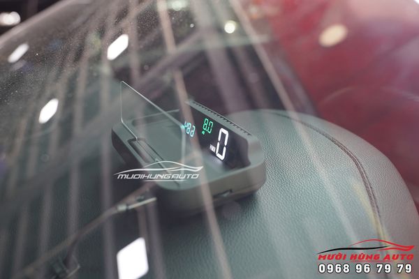 Bộ HUD Vietmap H1X Cảnh Báo Tốc Độ Và Camera Phạt Nguội Cho Mazda 3