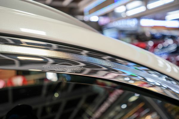 Bộ Vè Che Mưa Cao Cấp Cho Xe Hyundai Santafe 2022