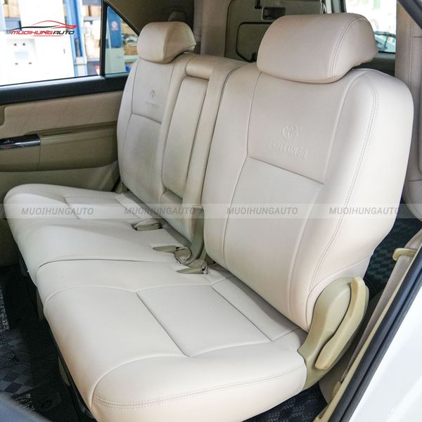 Bọc Ghế Da Ô Tô Toyota Fortuner 2015