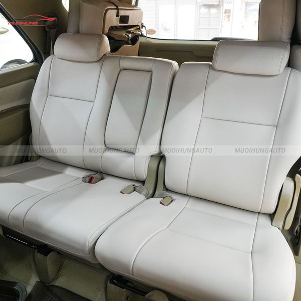 Bọc Ghế Da Ô Tô Toyota Fortuner 2010