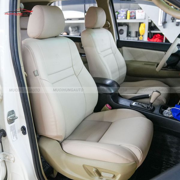 Bọc Ghế Da Ô Tô Toyota Fortuner 2015