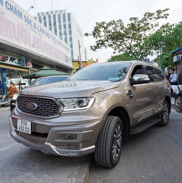 Độ Body Kit Cho Xe Ford Everest 2021 Chuyên Nghiệp