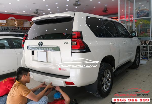Body Lip Xe Land Cruiser Prado 2019 - 2020