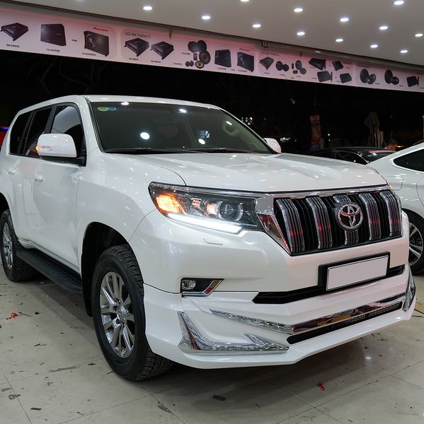 Body Lip Xe Land Cruiser Prado 2019 - 2020