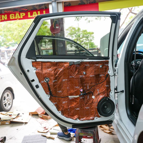 Cách Âm Cửa Xe Honda Civic 2023