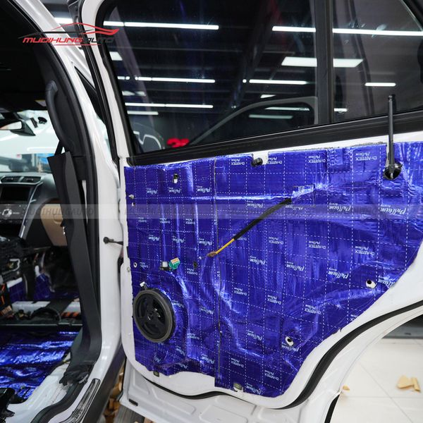 Cách Âm Cửa Xe Ford Explorer