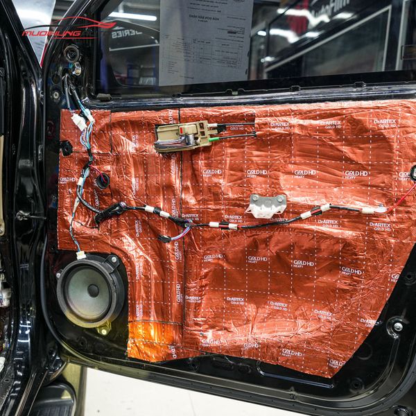 Cách Âm Cửa Xe Toyota Fortuner 2015