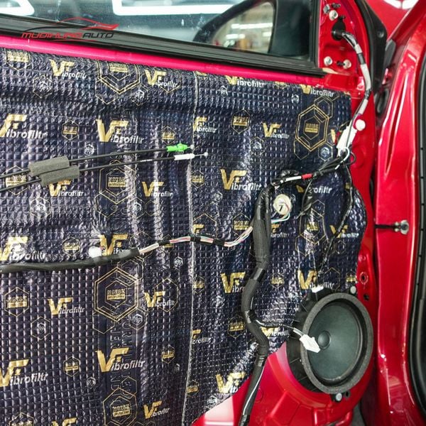 Cách Âm Cửa Xe Toyota Yaris 2023