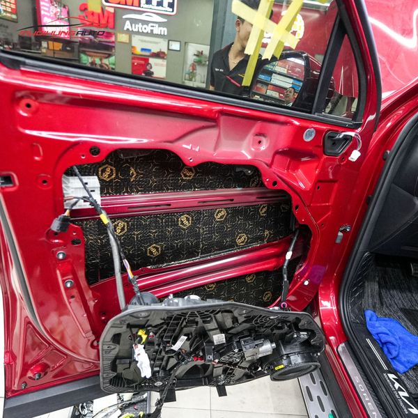 Cách Âm Cửa Xe Kia Sorento 2023