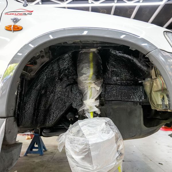 Cách Âm Hốc Bánh Ford Escape 2002