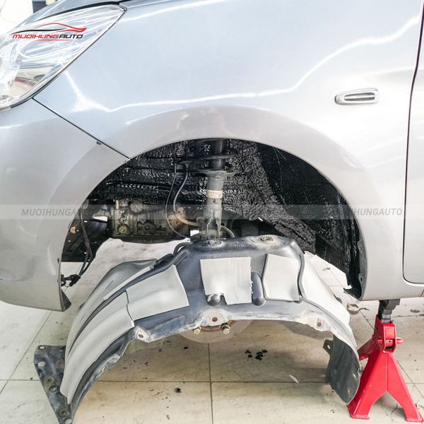 Cách Âm Hốc Bánh Mitsubishi Attrage 2015