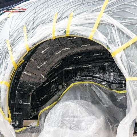 Cách âm hốc bánh Vinfast VF9 2024