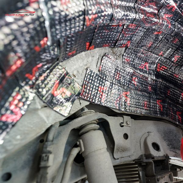 Cách Âm Hốc Bánh Lexus GX460