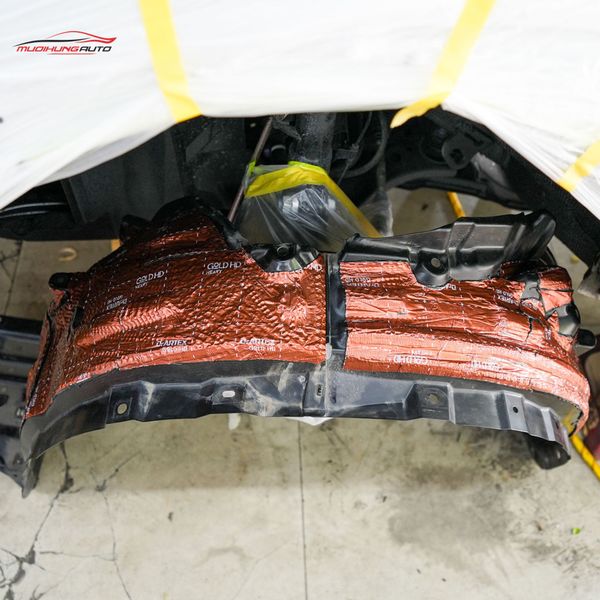 Cách Âm Hốc Bánh Toyota Corolla Cross 2022