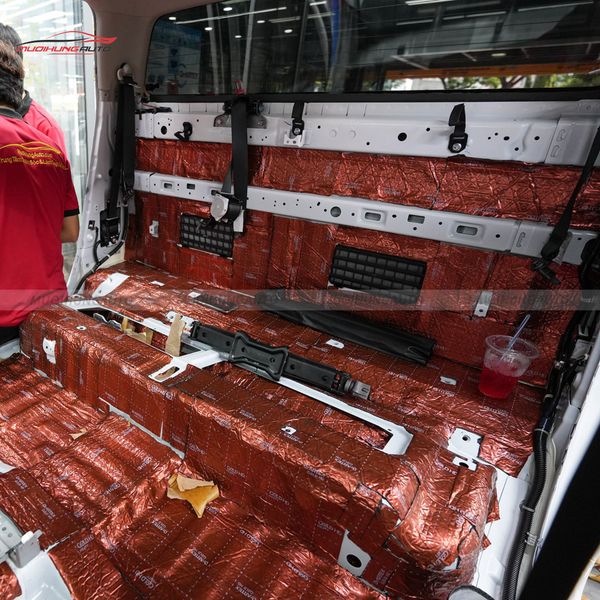 Cách Âm Cốp Xe Nissan Navara 2022